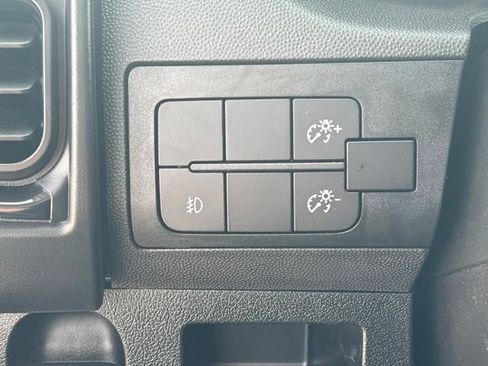 New 2026 RAM ProMaster 2500 w/ Convenience Group FWD image 25