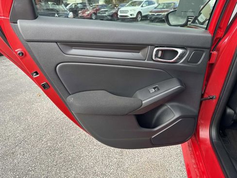 Used 2022 Honda Civic LX image 11