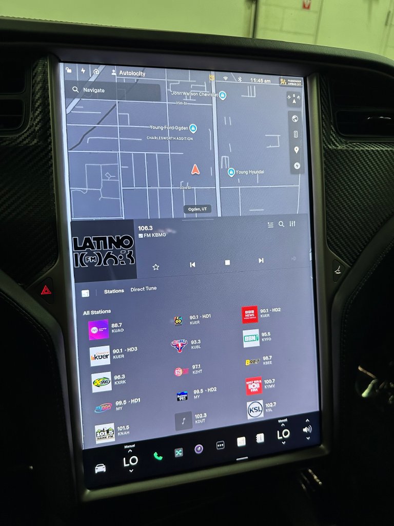 Used 2020 Tesla Model X Long Range AWD/4WD image 31