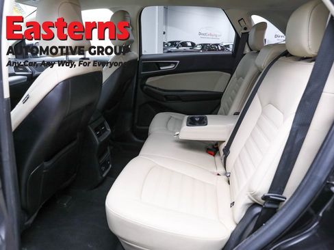 Used 2021 Ford Edge SEL w/ Convenience Package image 21