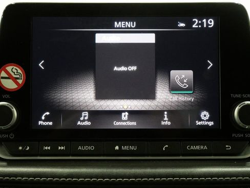 Used 2023 Nissan Rogue SV image 17