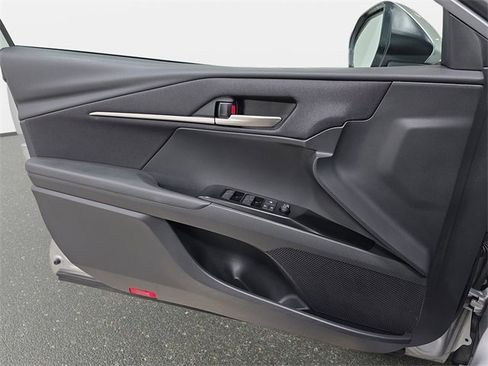 Certified 2025 Toyota Camry LE image 24