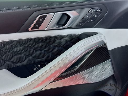 Used 2020 BMW X6 M Competition w/ Executive Package image 23