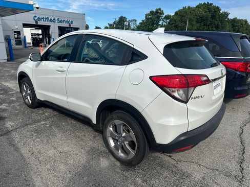 Used 2021 Honda HR-V LX image 4