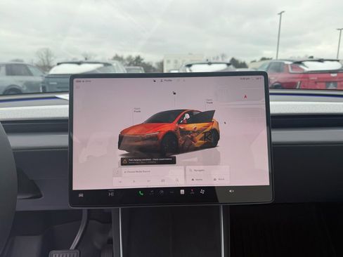 Used 2026 Tesla Model Y 2WD image 22