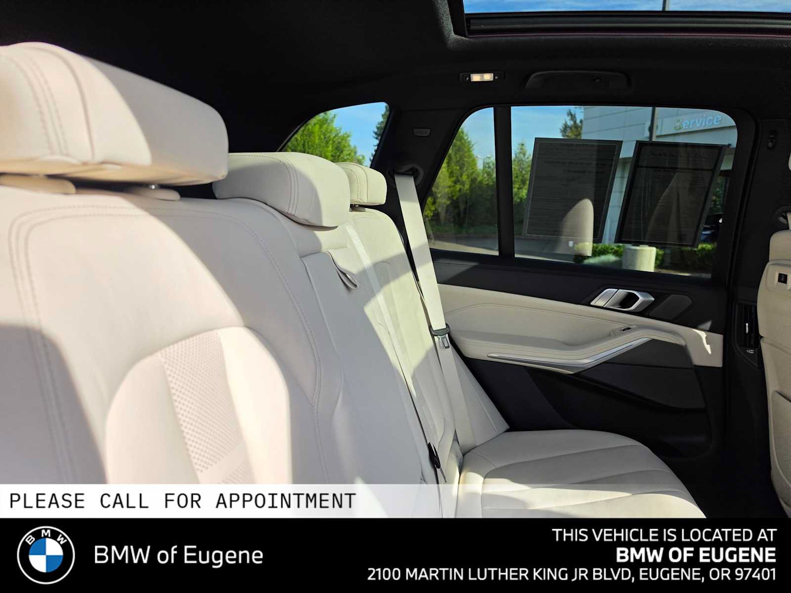 Used 2022 BMW X5 M50i w/ Premium Package AWD/4WD image 15