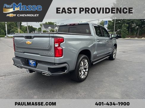 Certified 2025 Chevrolet Silverado 1500 High Country AWD/4WD image 7
