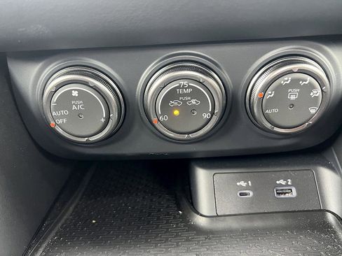 Certified 2024 Nissan Z Performance w/ Floor Mat Package image 18