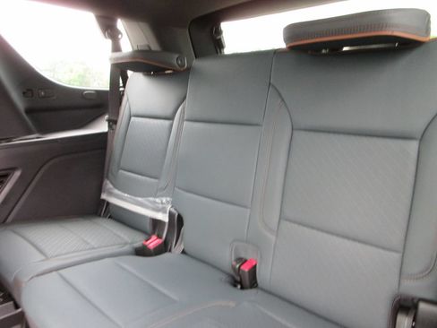 New 2026 GMC Yukon AT4 w/ AT4 Premium Plus Package AWD/4WD image 14