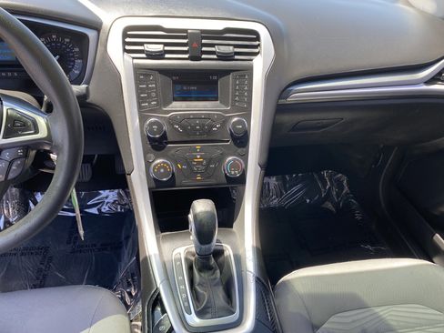 Used 2016 Ford Fusion S w/ Equipment Group 101A image 11