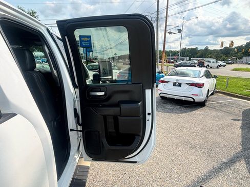 Used 2022 Chevrolet Silverado 2500 W/T w/ WT Fleet Convenience Package AWD/4WD image 41