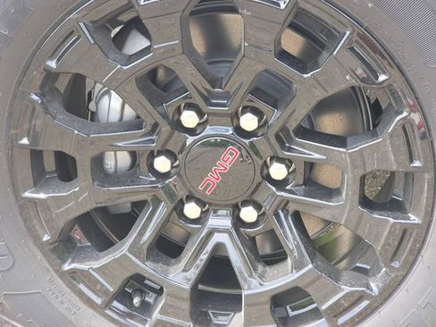 New 2026 GMC Canyon Elevation w/ Convenience Package AWD/4WD image 10