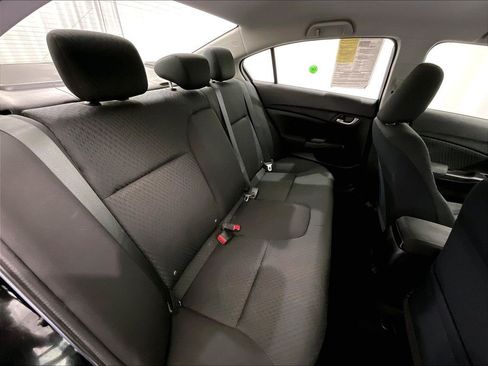 Used 2015 Honda Civic SE image 16