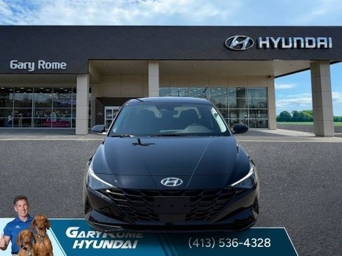 Certified 2023 Hyundai Elantra SEL w/ Convenience Package FWD image 10