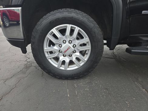 Used 2021 GMC Sierra 2500 SLT w/ SLT Premium Package image 22