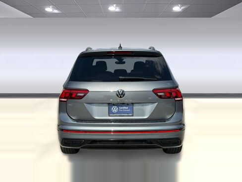 Certified 2023 Volkswagen Tiguan SE R-Line FWD image 9