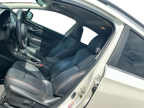 Used 2019 Subaru Crosstrek 2.0i Limited w/ Moonroof Package w/Navigation AWD/4WD image 9