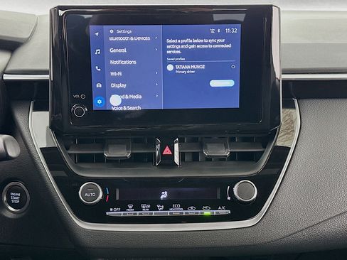 Used 2026 Toyota Corolla SE image 12