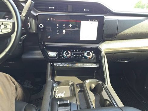 Used 2026 GMC Sierra 2500 AT4 AWD/4WD image 21
