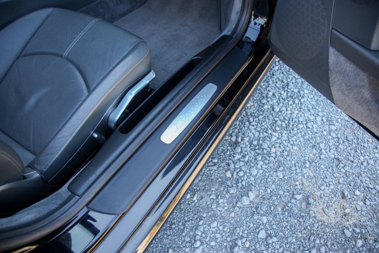 Used 2005 Porsche Boxster RWD image 48