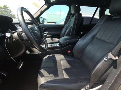Used 2017 Land Rover Range Rover Supercharged image 4