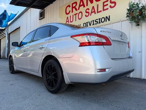 Used 2013 Nissan Sentra SV FWD image 11