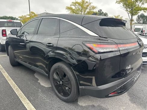 Used 2025 Nissan Murano SV AWD/4WD image 2