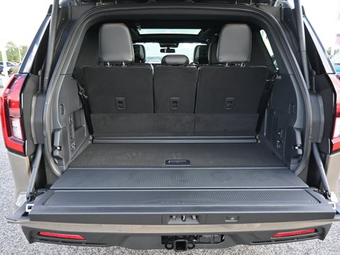 New 2027 Ford Expedition Tremor w/ Driver's Package AWD/4WD image 5