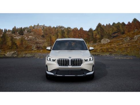 New 2026 BMW X1 xDrive28i w/ Technology Package image 3