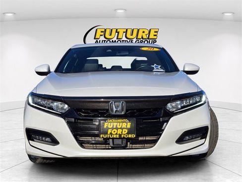 Used 2020 Honda Accord Sport image 2