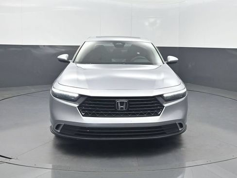 Used 2023 Honda Accord EX image 39