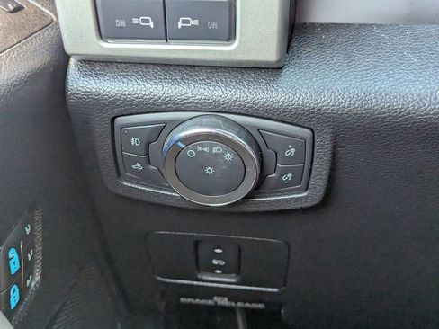 Used 2020 Ford F250 Lariat w/ Lariat Value Package image 30