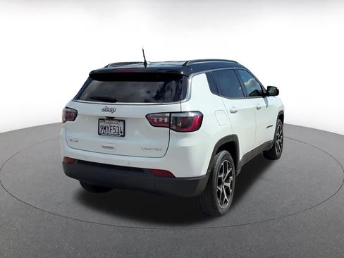 Used 2025 Jeep Compass Limited image 15