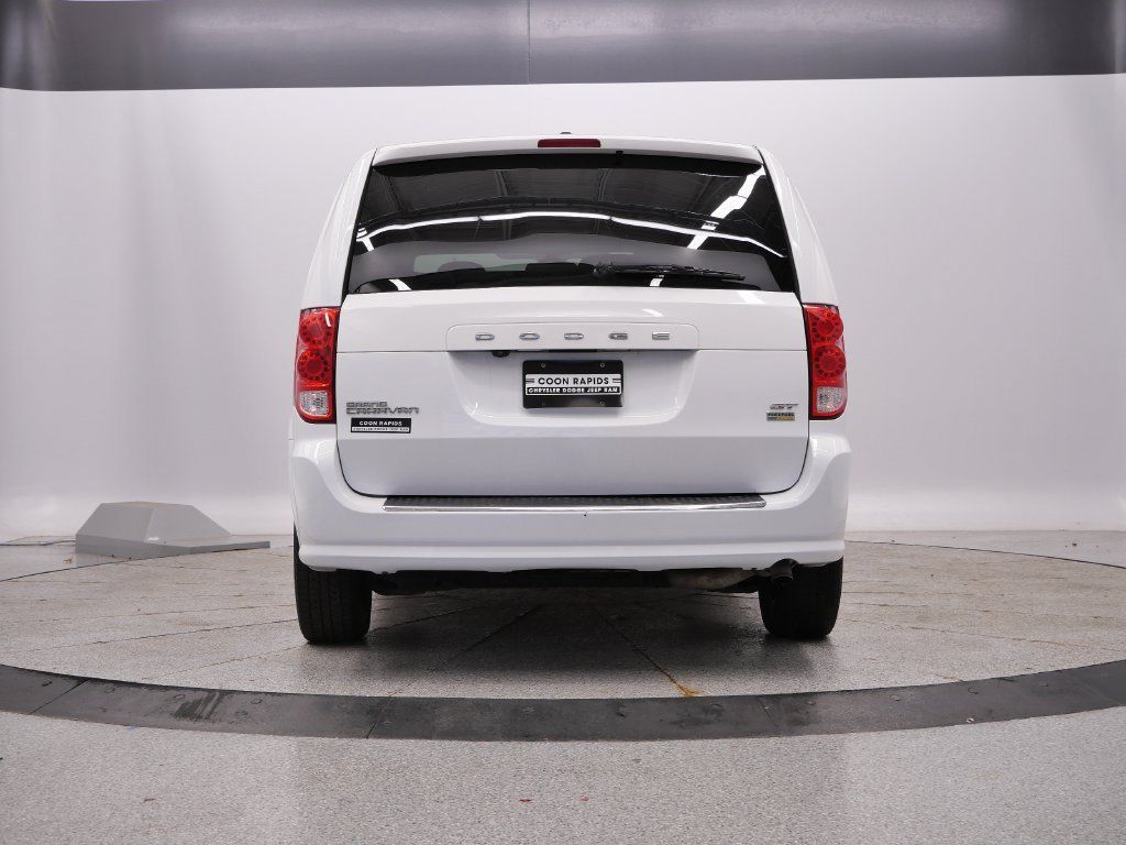 Used 2019 Dodge Grand Caravan GT FWD image 4