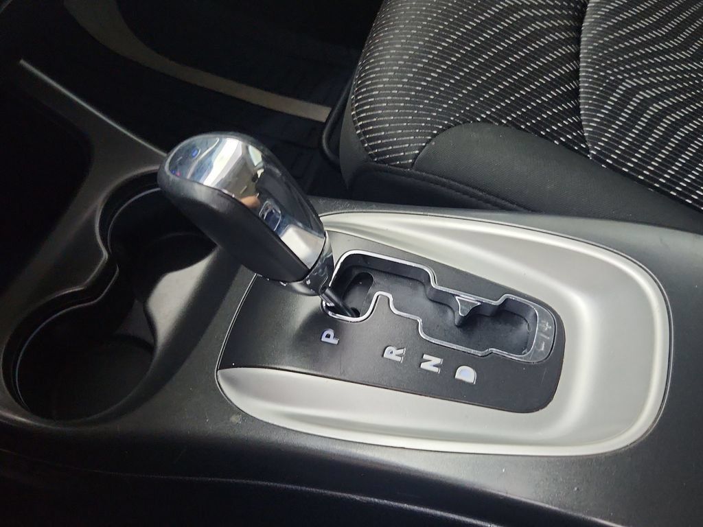 Used 2020 Dodge Journey SE w/ SE Popular Equipment Group FWD image 31