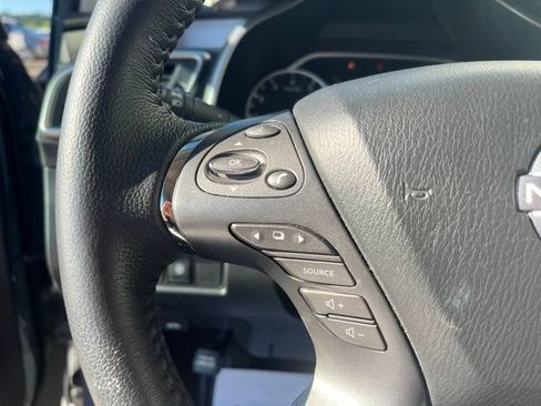 Used 2024 Nissan Murano SV w/ SV Midnight Edition Package AWD/4WD image 18
