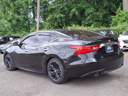 Used 2017 Nissan Maxima Platinum w/ Medallion Package FWD image 4