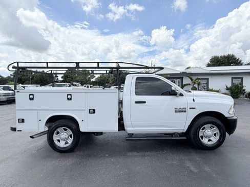 Used 2018 RAM 2500 Tradesman w/ Power & Remote Entry Group RWD image 4