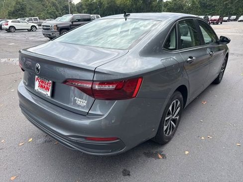 Used 2024 Volkswagen Jetta S image 5