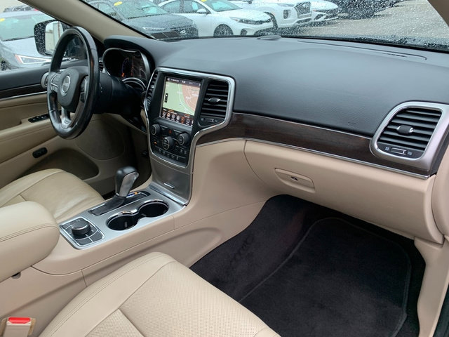 Used 2018 Jeep Grand Cherokee Limited w/ Luxury Group II AWD/4WD image 11