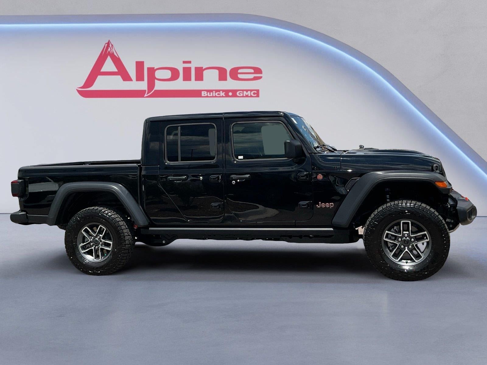 Used 2026 Jeep Gladiator Mojave w/ Safety Group AWD/4WD image 6