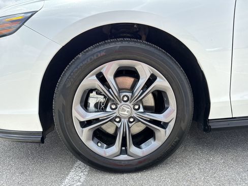 Used 2024 Honda Accord EX-L image 19