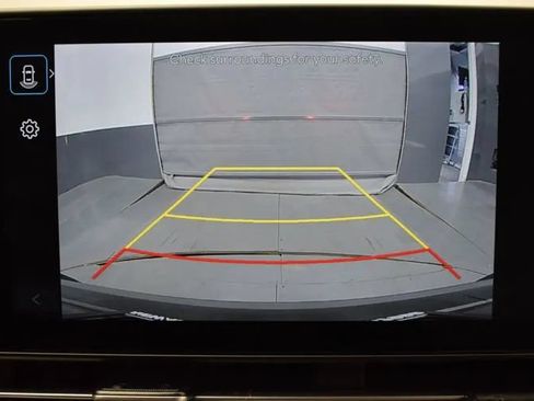 Used 2025 Hyundai Kona SEL FWD image 33
