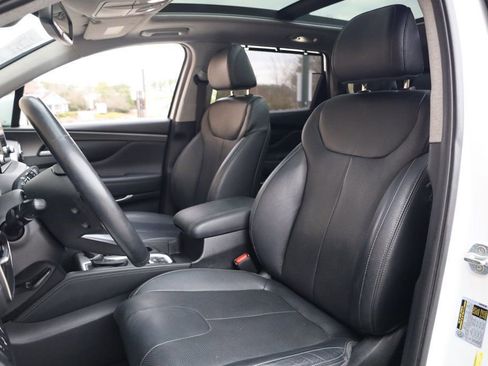 Used 2020 Hyundai Santa Fe Limited image 15