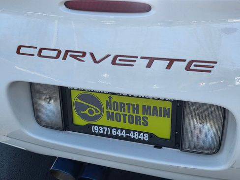 Used 2004 Chevrolet Corvette Coupe w/ Preferred Equipment Group image 7