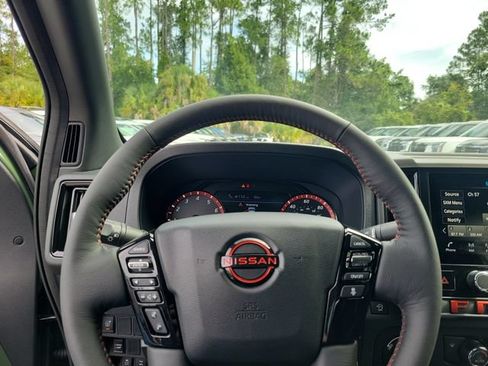 New 2026 Nissan Frontier PRO-4X w/ Tow Package AWD/4WD image 21