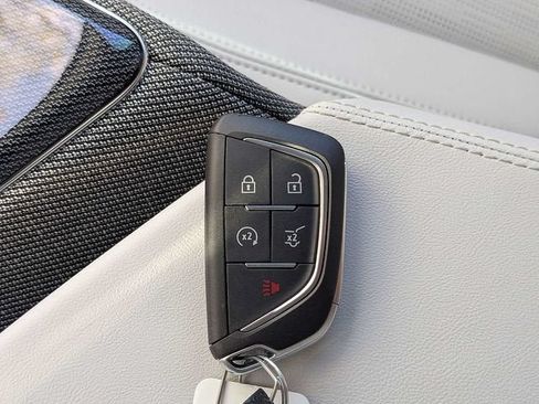New 2026 Cadillac Optiq Sport 2 RWD image 33