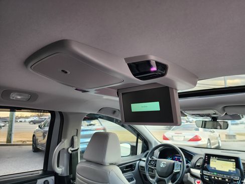 Certified 2020 Honda Odyssey Touring image 18