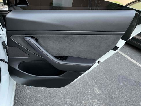 Used 2020 Tesla Model 3 Standard Range Plus image 75