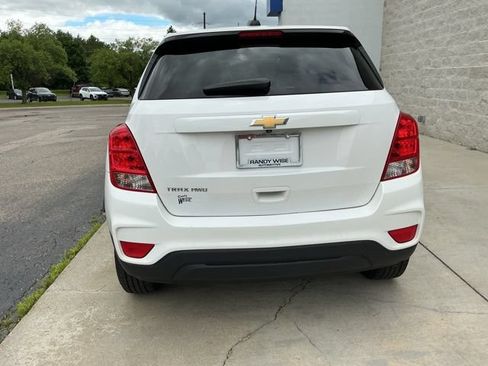 Used 2019 Chevrolet Trax LS w/ Tint and Cruise Package AWD/4WD image 10